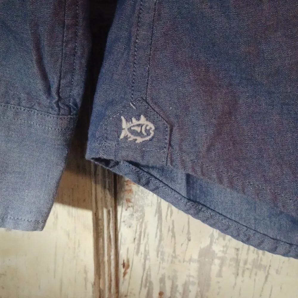 Southern Tide Blue Button Up Size 10 - Picture 3 of 4